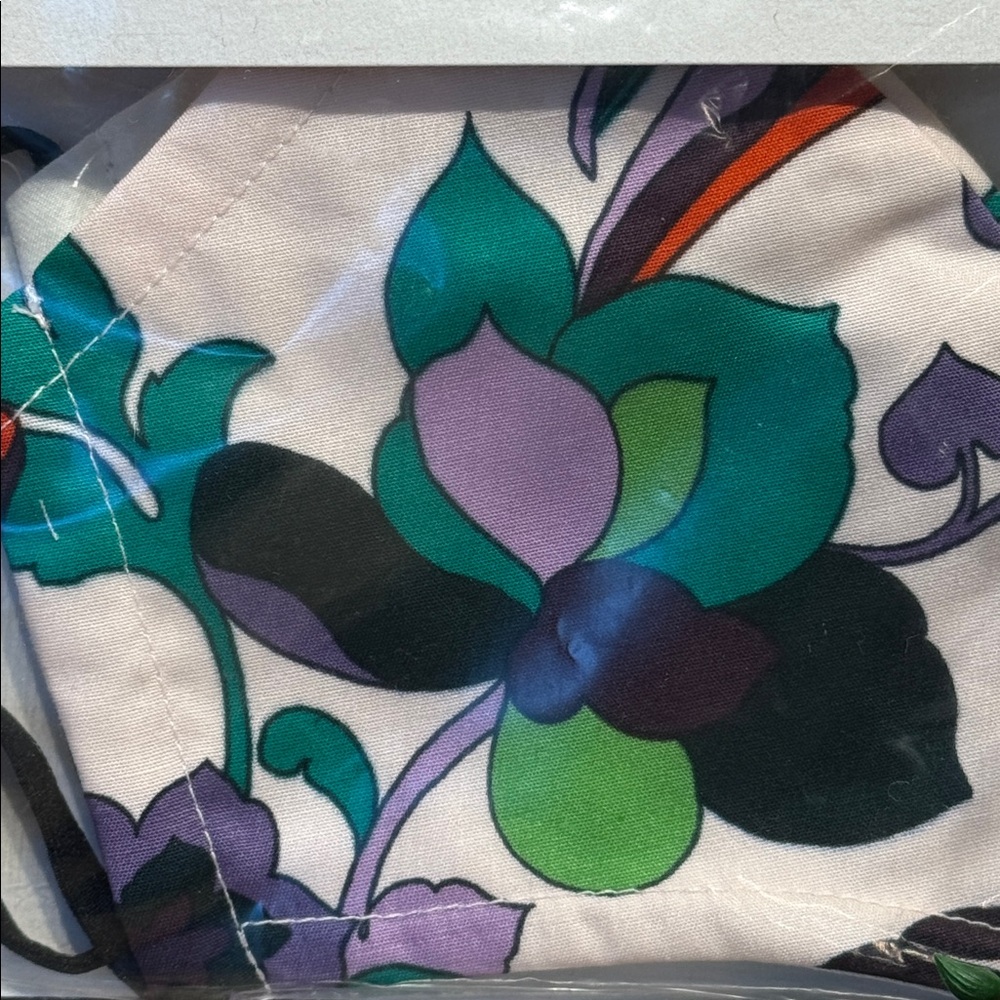 KATE SPADE FACE MASK - Picture 3 of 4